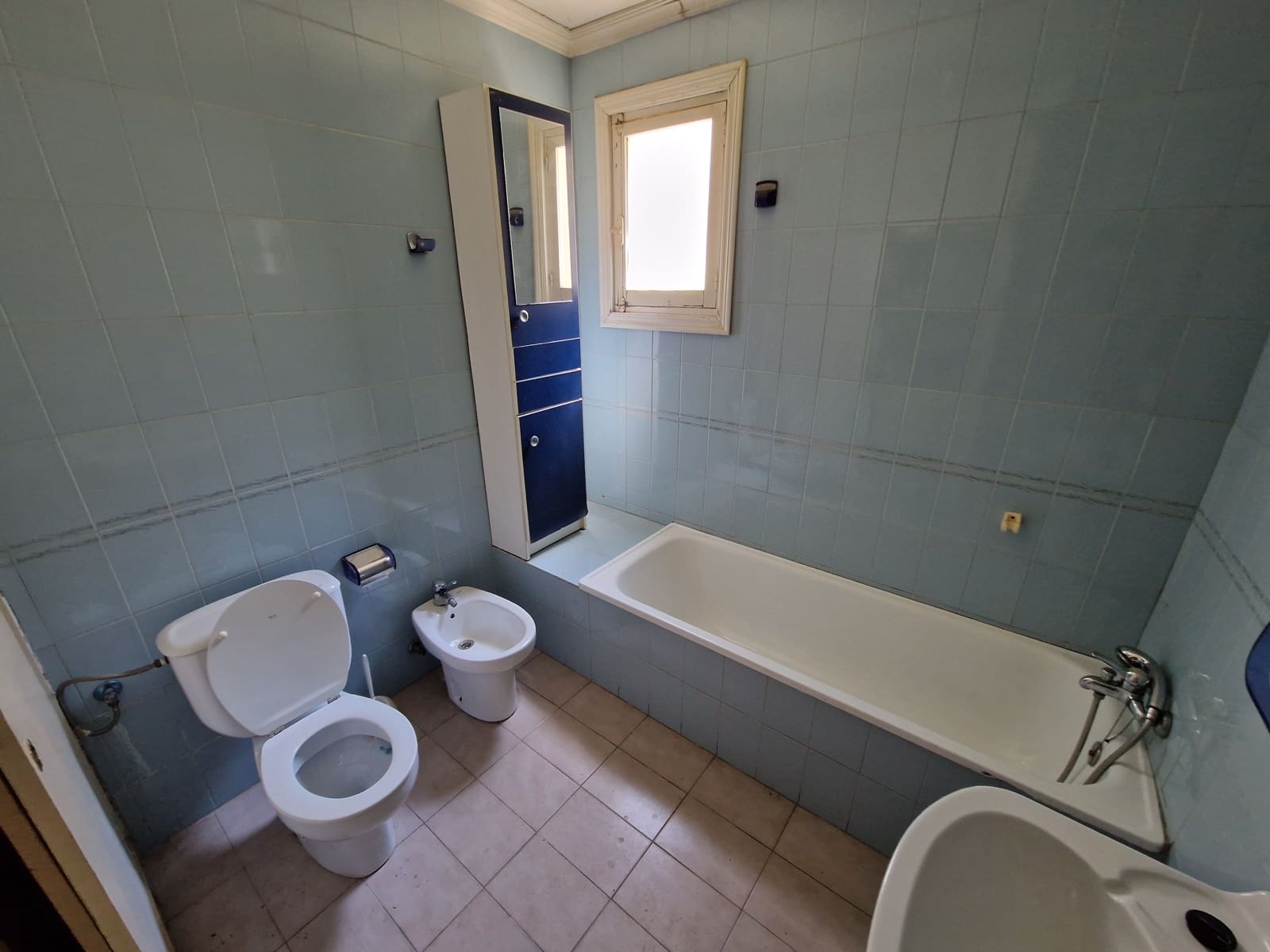 4 bedroom Restaurant/Bar for sale in Pinoso with pool - € 350,000 (Ref: 7046286)