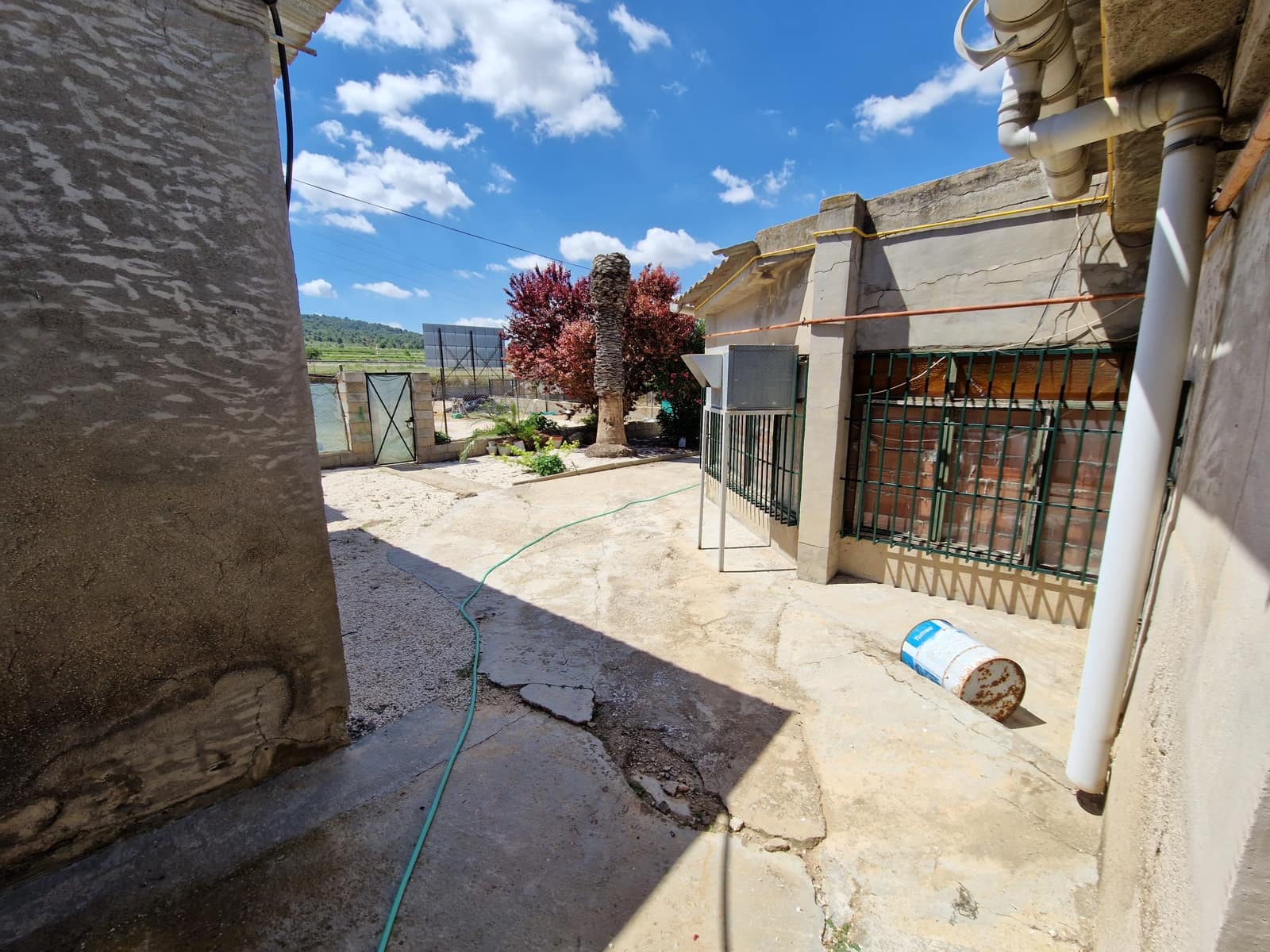 4 bedroom Restaurant/Bar for sale in Pinoso with pool - € 350,000 (Ref: 7046286)