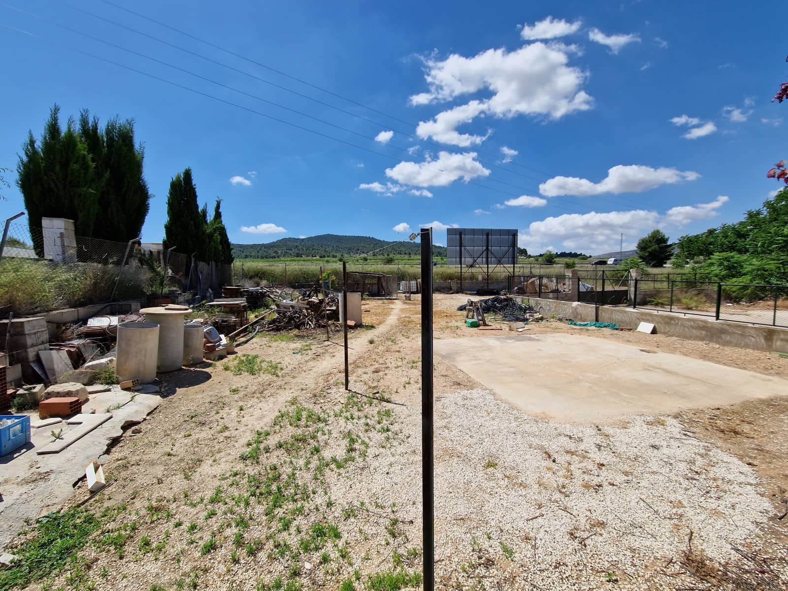 4 bedroom Restaurant/Bar for sale in Pinoso with pool - € 350,000 (Ref: 7046286)