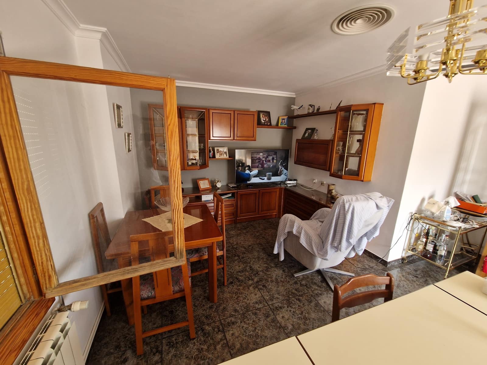 4 bedroom Restaurant/Bar for sale in Pinoso with pool - € 350,000 (Ref: 7046286)