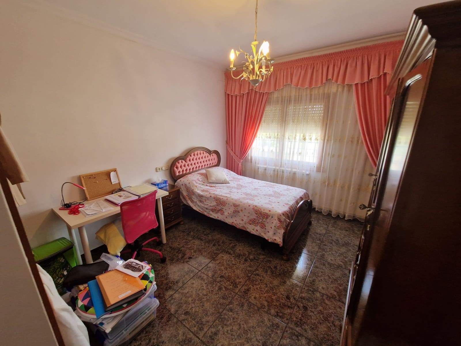 4 bedroom Restaurant/Bar for sale in Pinoso with pool - € 350,000 (Ref: 7046286)