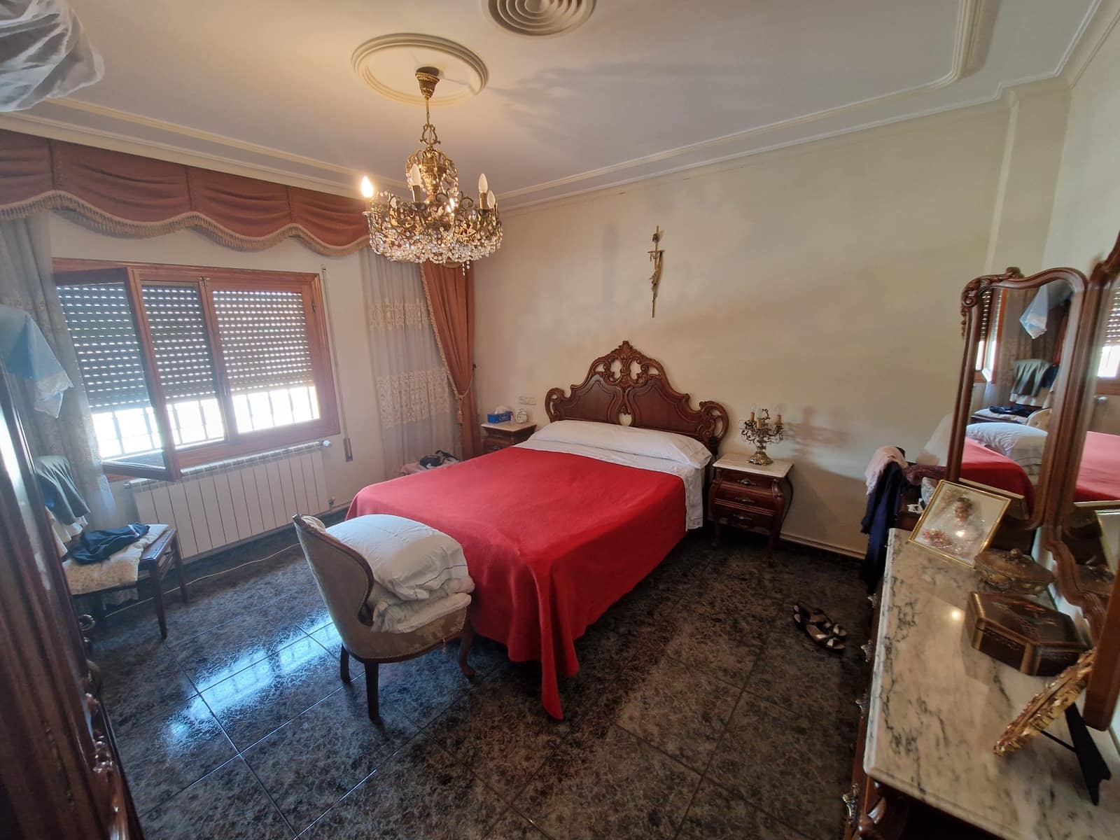 4 bedroom Restaurant/Bar for sale in Pinoso with pool - € 350,000 (Ref: 7046286)