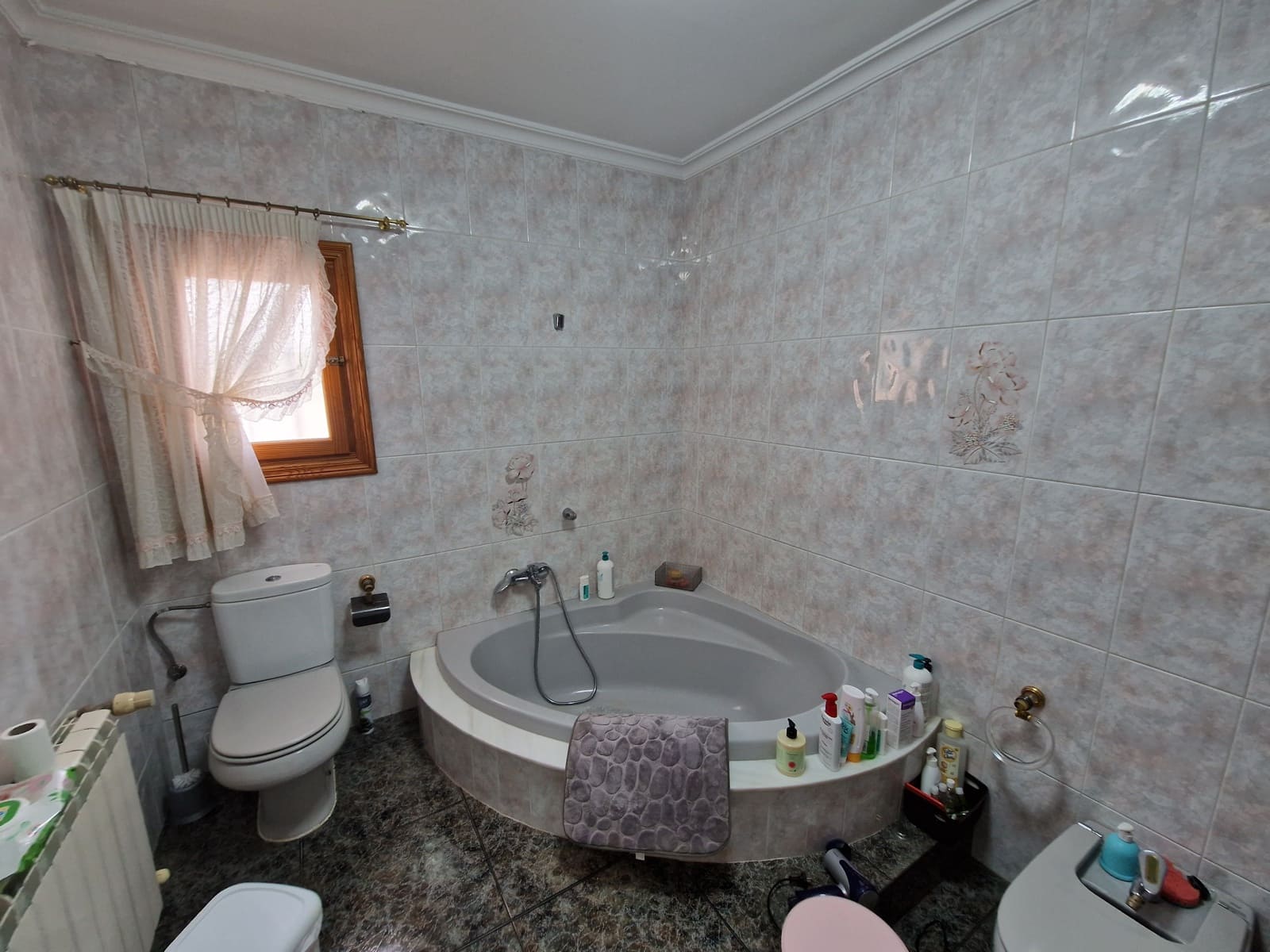 4 bedroom Restaurant/Bar for sale in Pinoso with pool - € 350,000 (Ref: 7046286)