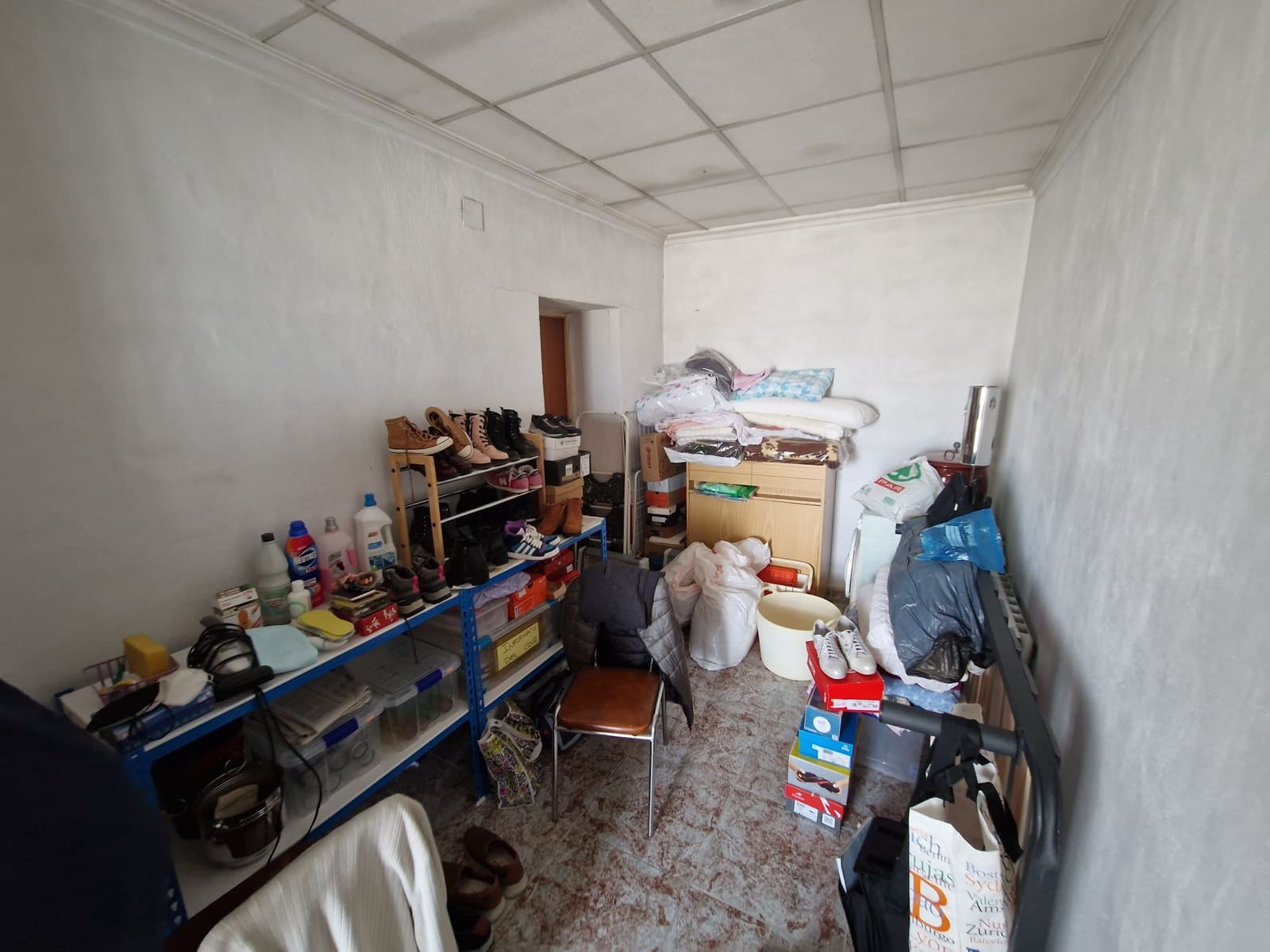 4 bedroom Restaurant/Bar for sale in Pinoso with pool - € 350,000 (Ref: 7046286)