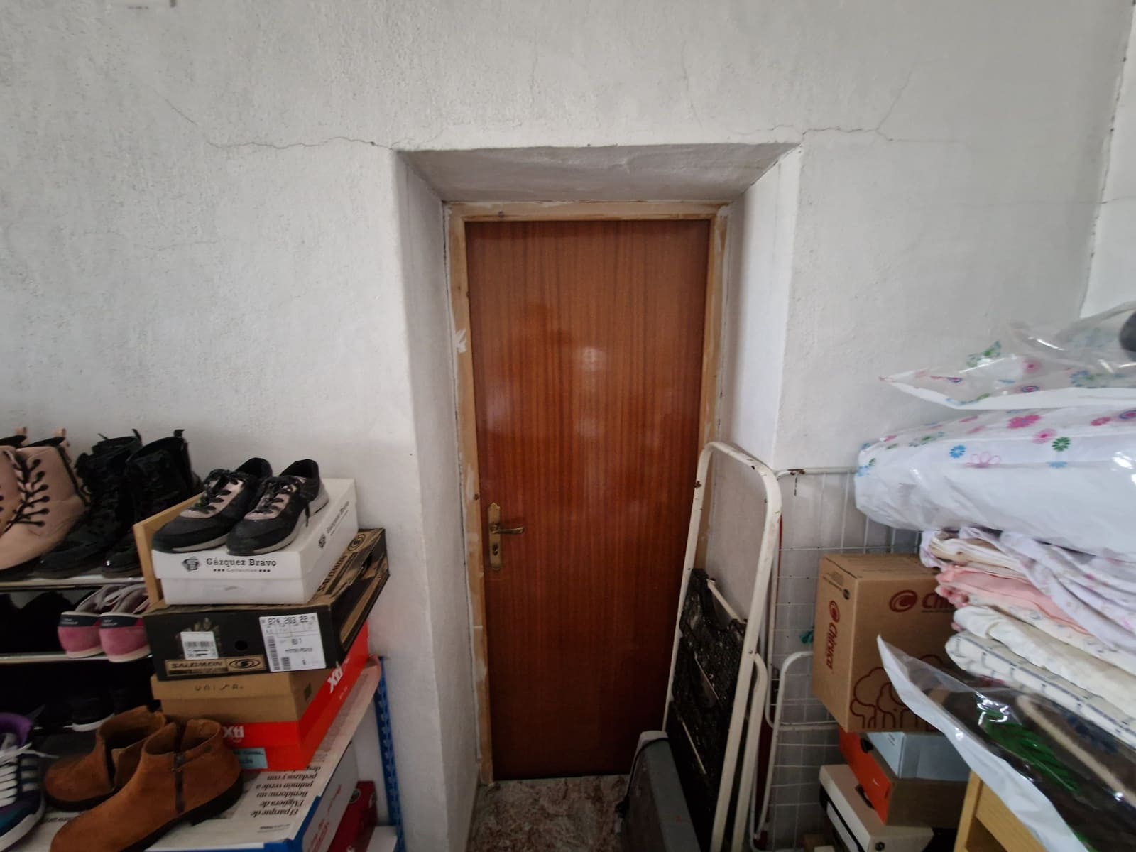 4 bedroom Restaurant/Bar for sale in Pinoso with pool - € 350,000 (Ref: 7046286)