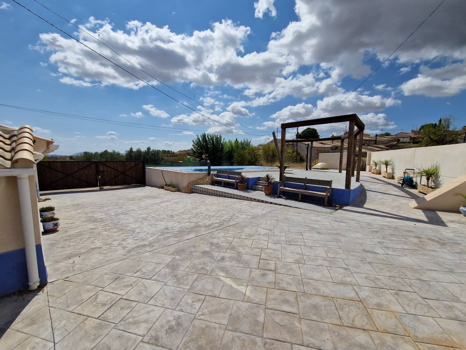 7 sovrum Finca/Hus på landet till salu i Pinoso med pool - 249 995 € (Ref: 7178583)