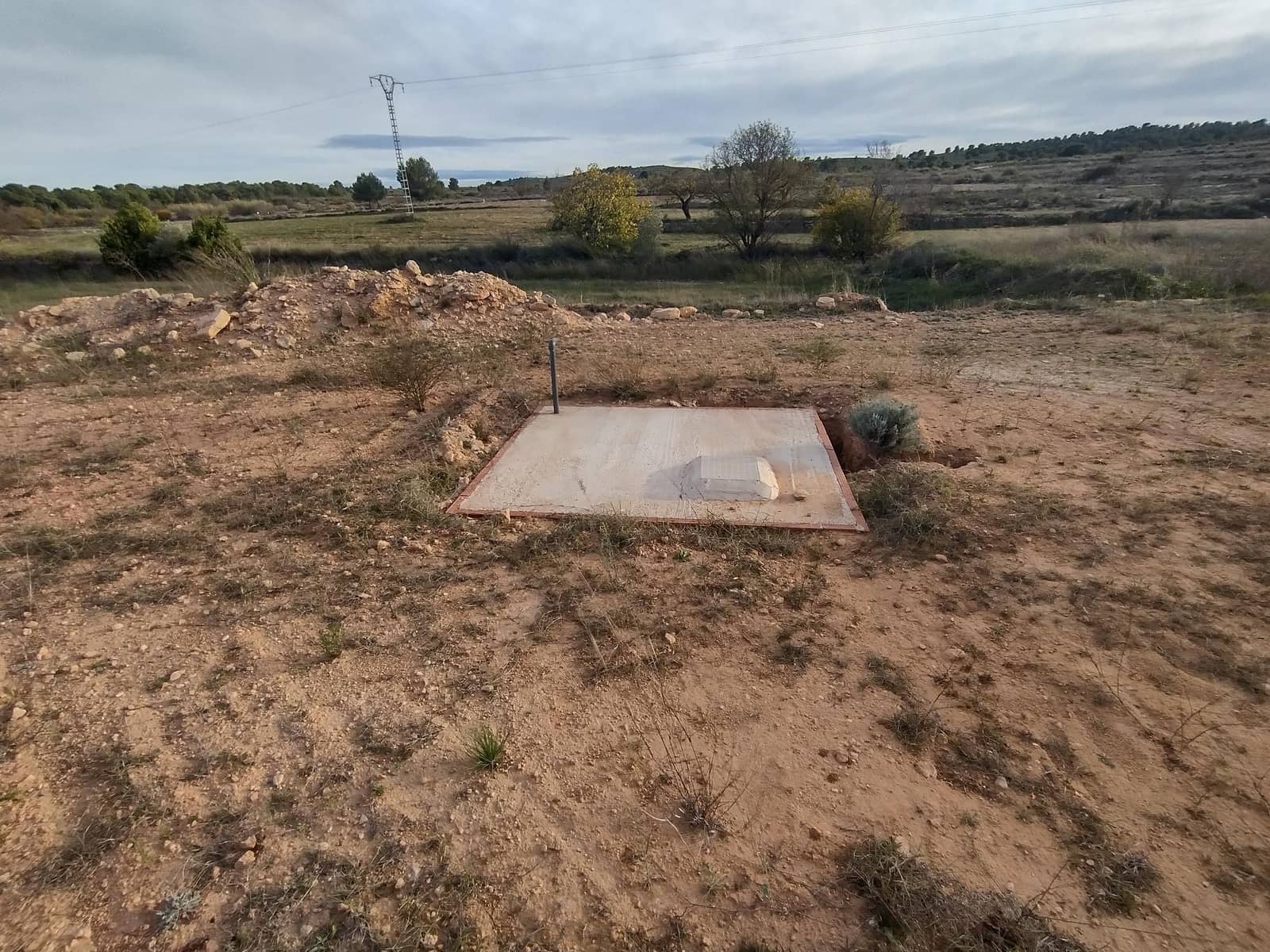 Ubebygd land til salgs i Lel - € 60 000 (Ref: 7241730)