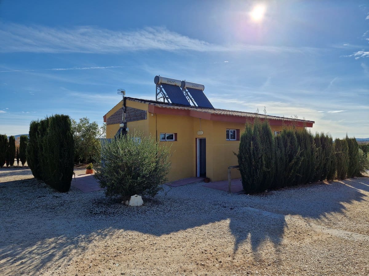 3 soveværelse Finca/Landehus til salg i Pinoso med swimmingpool - € 349.500 (Ref: 7324431)
