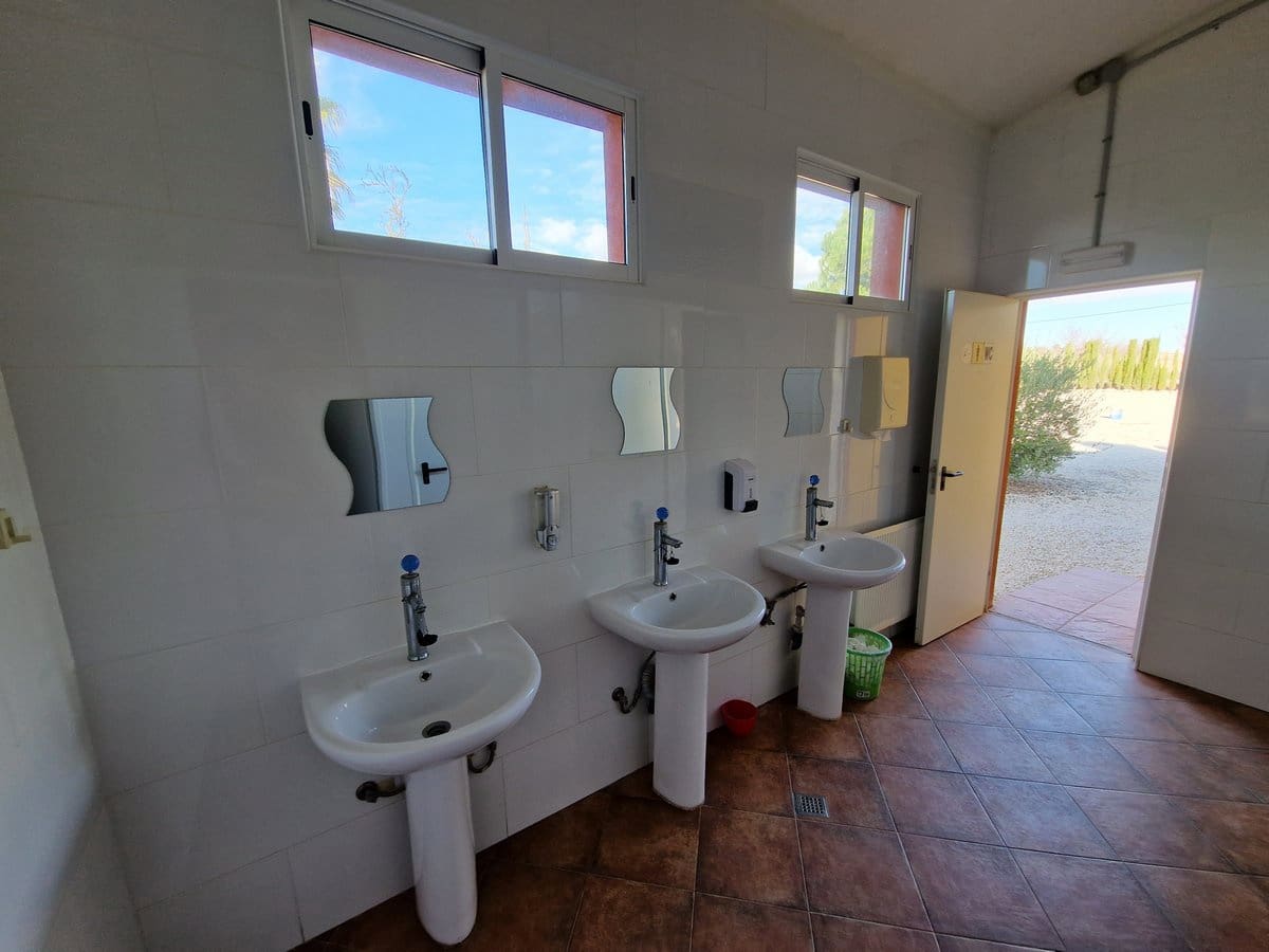 3 soveværelse Finca/Landehus til salg i Pinoso med swimmingpool - € 349.500 (Ref: 7324431)