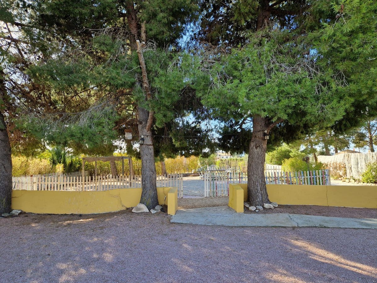 3 soveværelse Finca/Landehus til salg i Pinoso med swimmingpool - € 349.500 (Ref: 7324431)