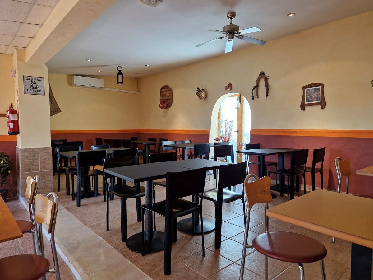 3 soveværelse Finca/Landehus til salg i Pinoso med swimmingpool - € 349.500 (Ref: 7324431)