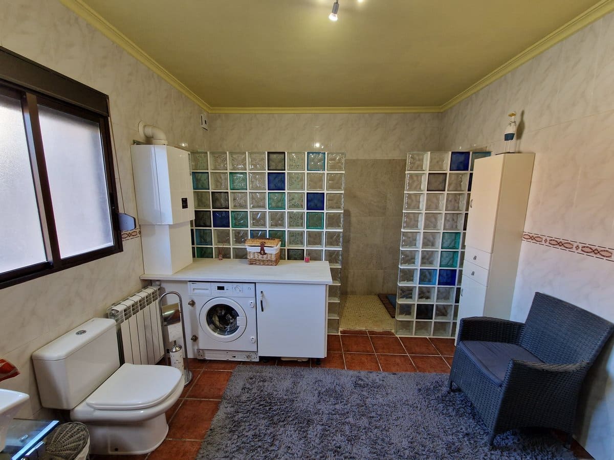 3 soveværelse Finca/Landehus til salg i Pinoso med swimmingpool - € 349.500 (Ref: 7324431)