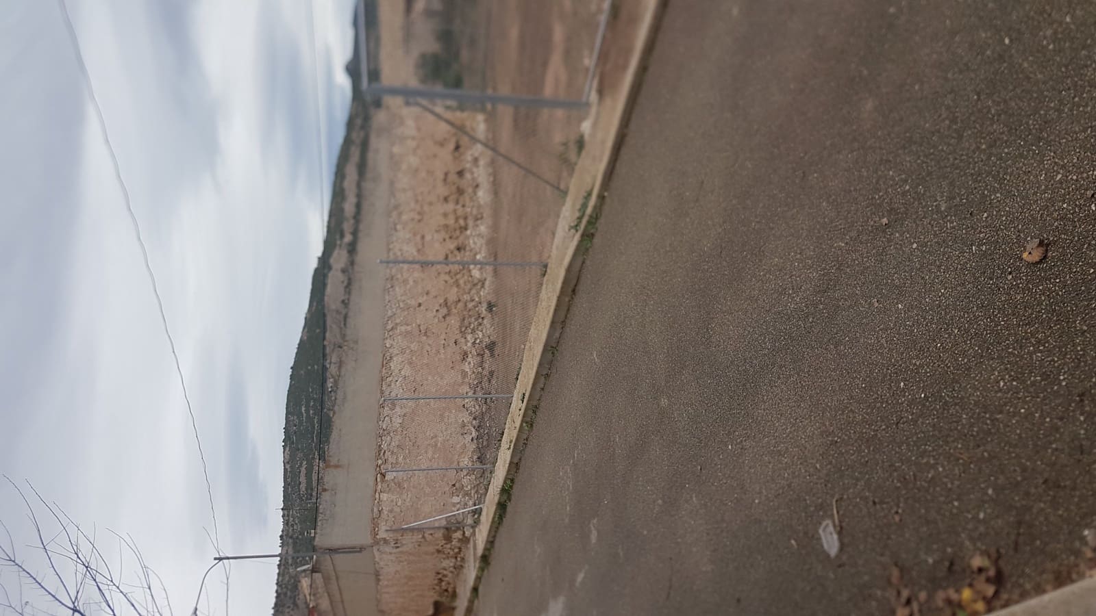 Undeveloped Land for sale in Pinoso - € 100,000 (Ref: 7330739)
