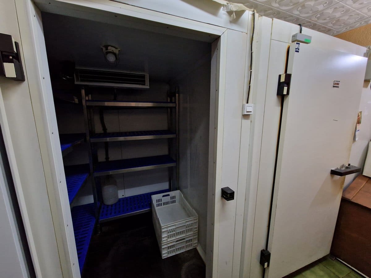 4 soveværelse Restaurant/Bar til salg i Canada de la Lena med swimmingpool - € 375.000 (Ref: 7367837)