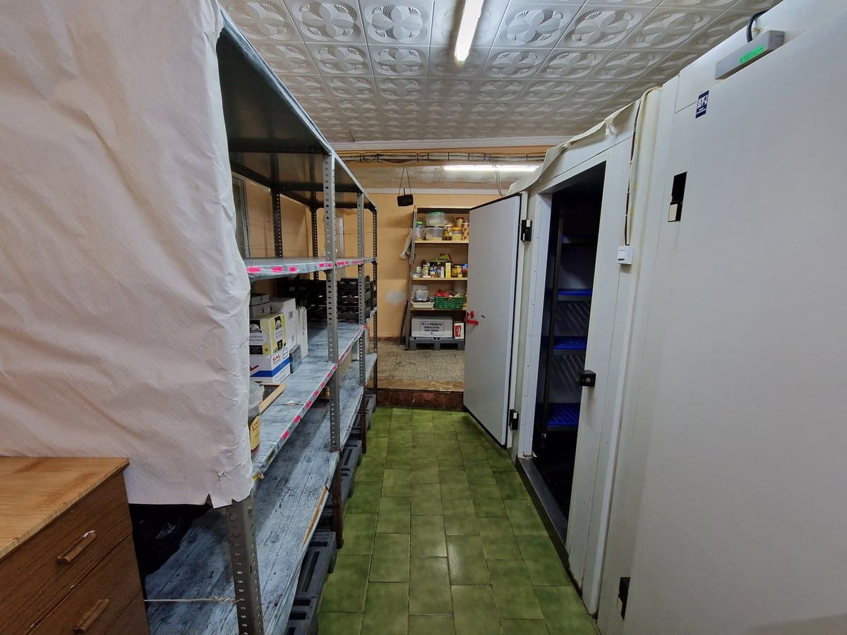 4 soveværelse Restaurant/Bar til salg i Canada de la Lena med swimmingpool - € 375.000 (Ref: 7367837)