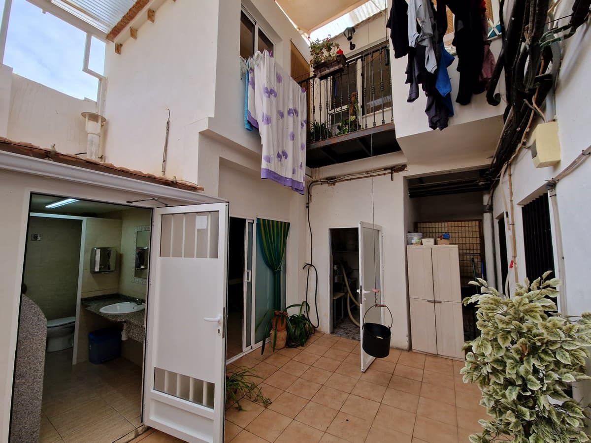 4 soveværelse Restaurant/Bar til salg i Canada de la Lena med swimmingpool - € 375.000 (Ref: 7367837)