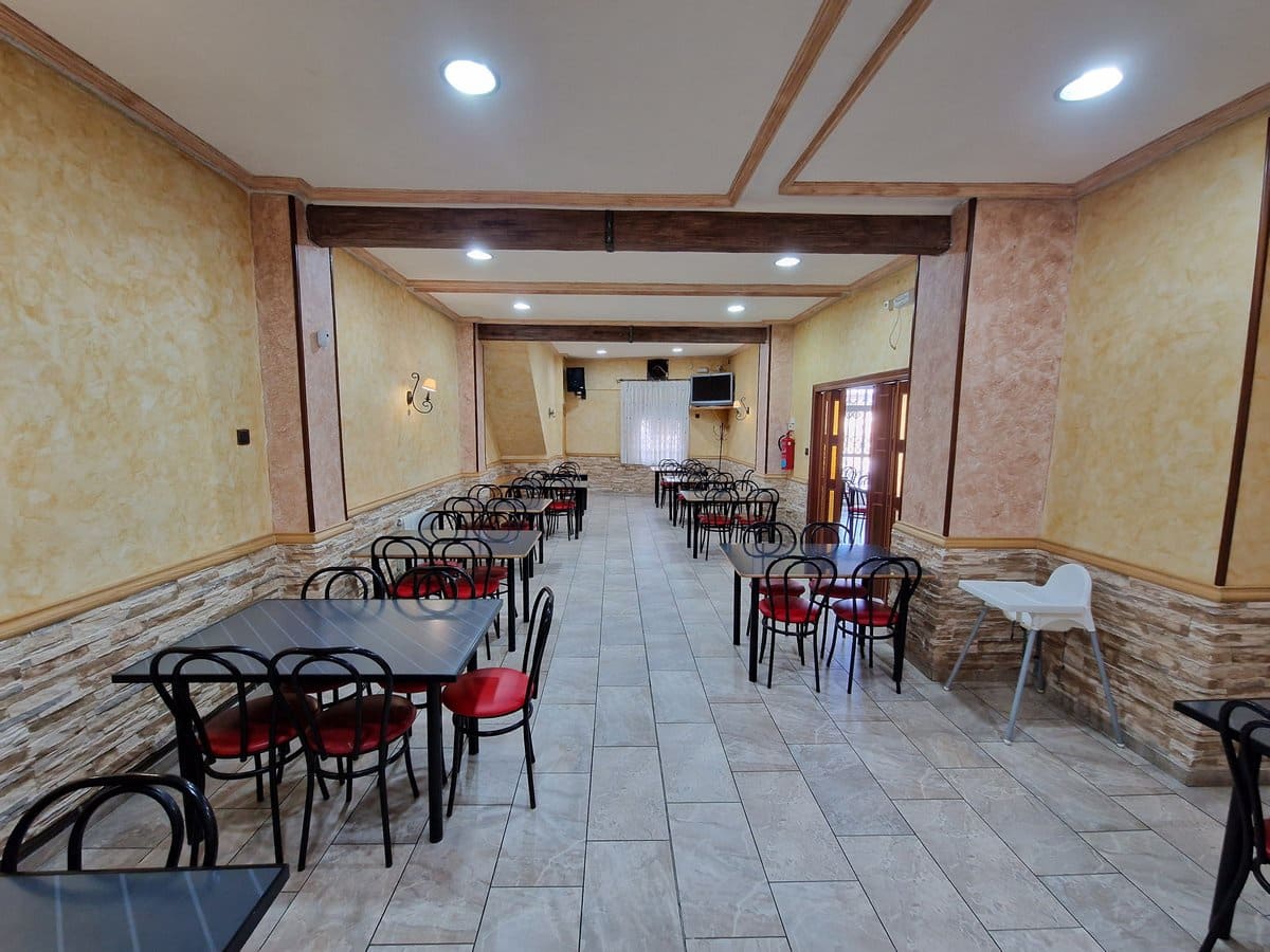 4 soveværelse Restaurant/Bar til salg i Canada de la Lena med swimmingpool - € 375.000 (Ref: 7367837)