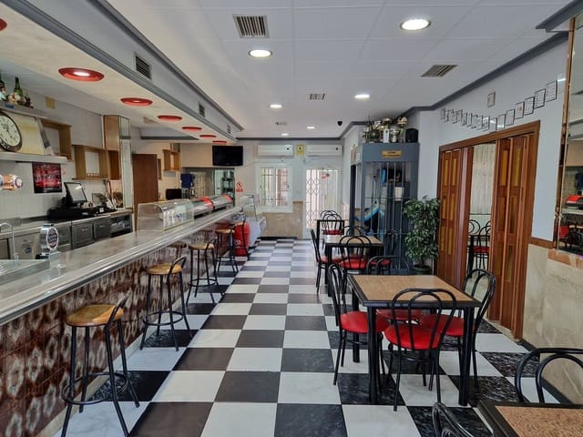 4 chambre Restaurant/Bar à vendre à Cañada de la Lena, Abanilla avec piscine - 375 000 € (Ref: 7367837)