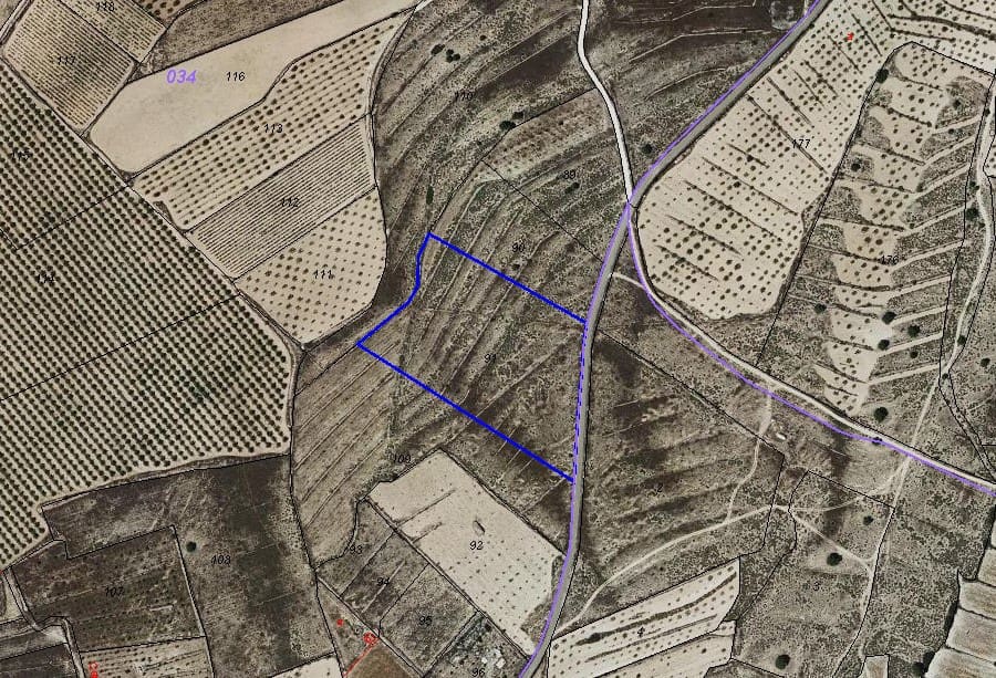 Mark till salu i Lel - 45 000 € (Ref: 7407941)