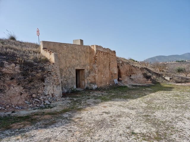 3 bedroom Cave House for sale in Raspay, Yecla with pool - € 75,000 (Ref: 7418951)