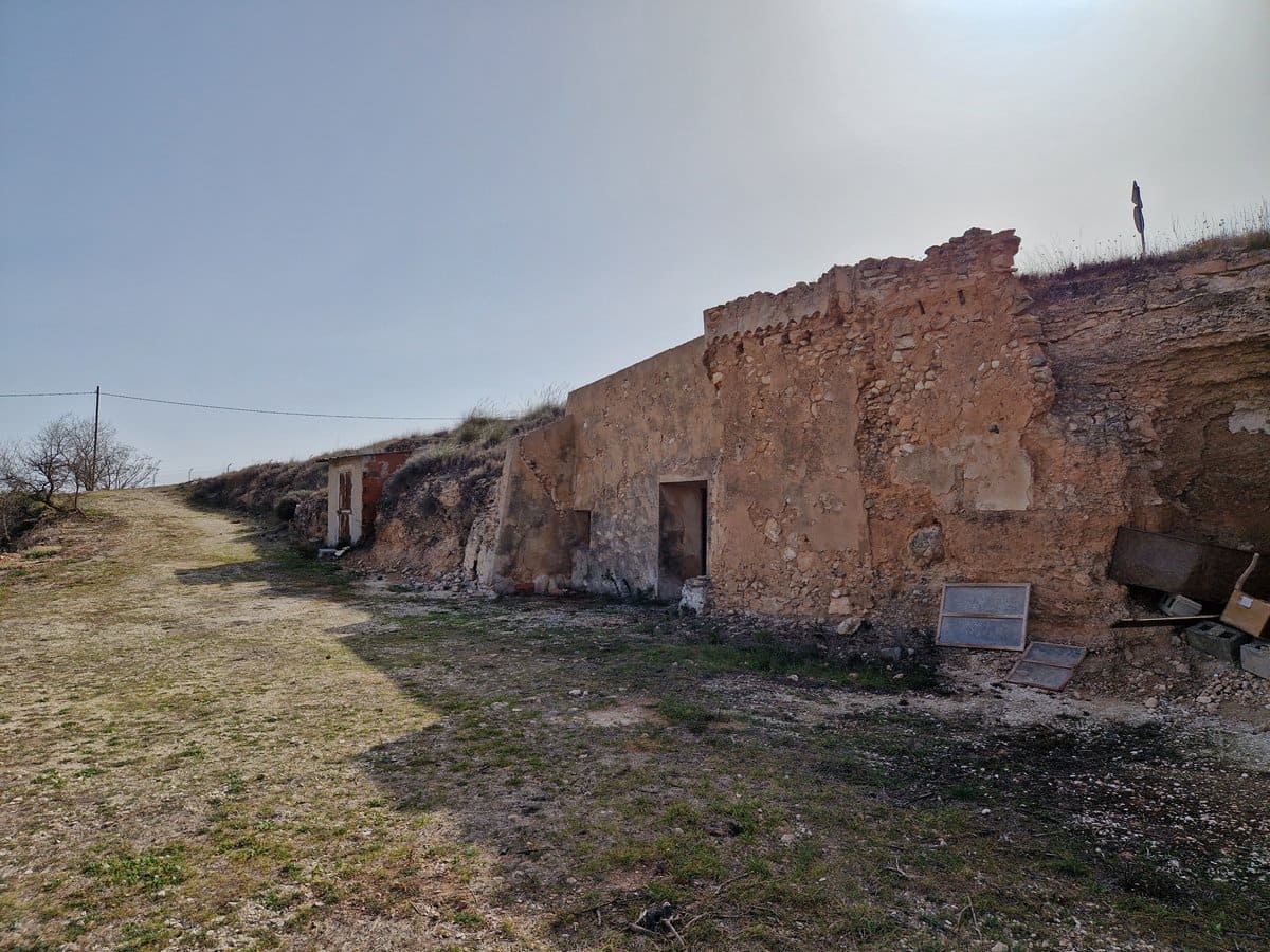3 quarto Casa de Caverna para venda em Raspay com piscina - 75 000 € (Ref: 7418951)