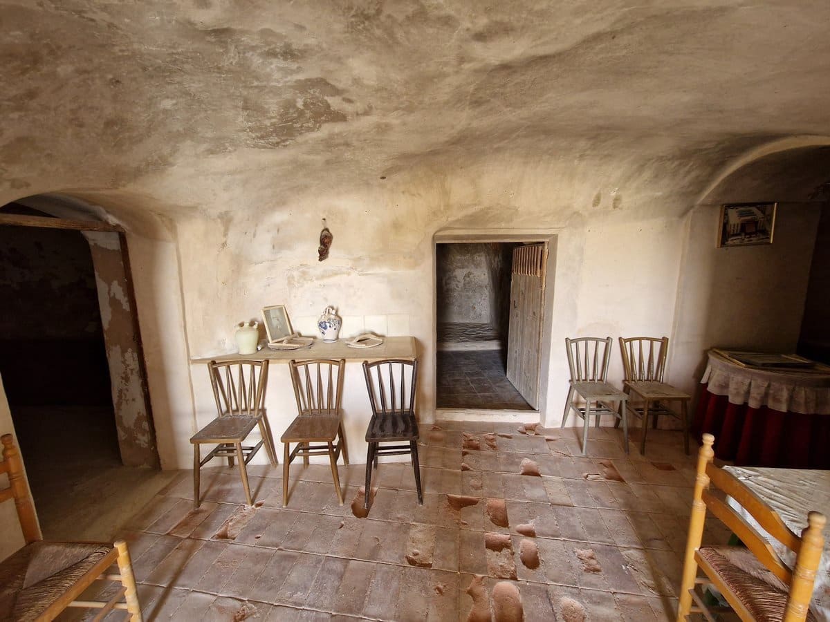 3 quarto Casa de Caverna para venda em Raspay com piscina - 75 000 € (Ref: 7418951)