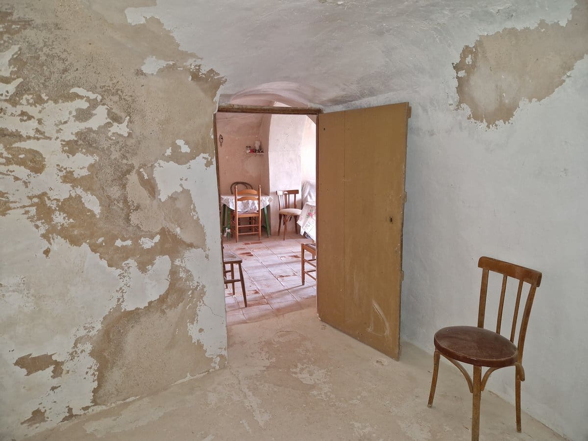 3 quarto Casa de Caverna para venda em Raspay com piscina - 75 000 € (Ref: 7418951)