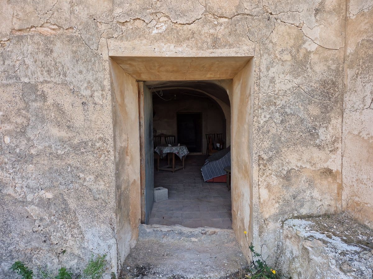 3 quarto Casa de Caverna para venda em Raspay com piscina - 75 000 € (Ref: 7418951)