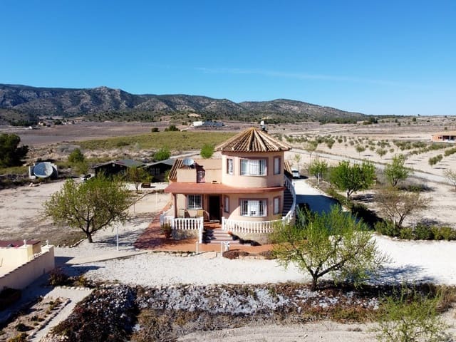 4 Zimmer Villa zu verkaufen in Pinoso mit Pool - 400.000 € (Ref: 7460721)