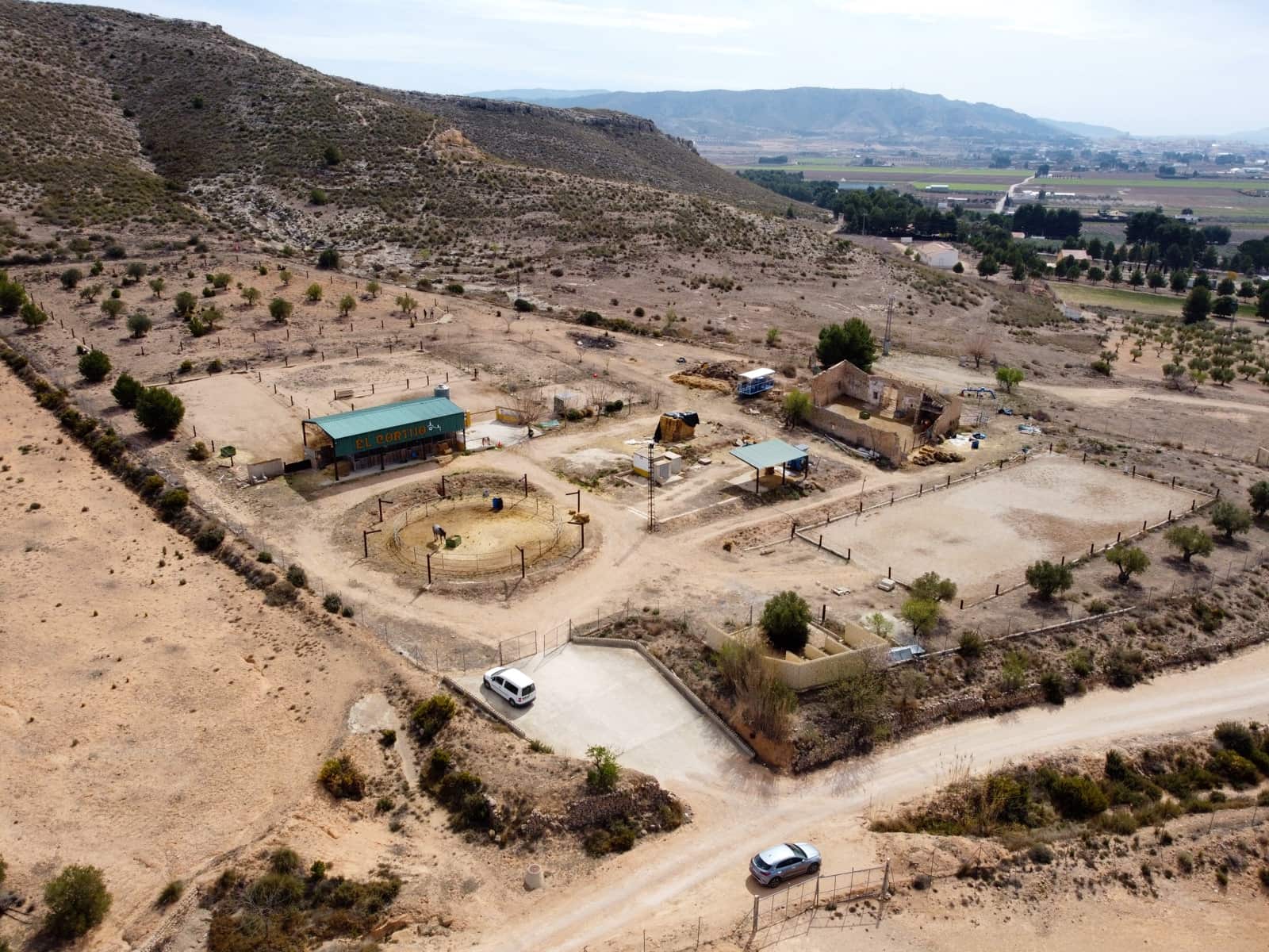 Grunde uden byggetilladelser til salg i Villena - € 89.995 (Ref: 7476795)