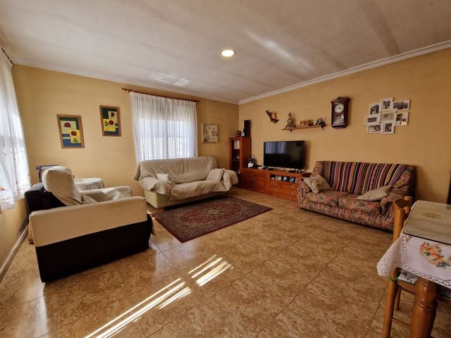 2 soveværelse Finca/Landehus til salg i Ubeda, Pinoso med swimmingpool - € 159.995 (Ref: 7493650)