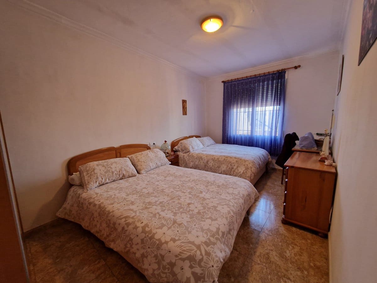 2 chambre Finca/Maison de Campagne à vendre à Ubeda avec piscine - 159 995 € (Ref: 7493650)