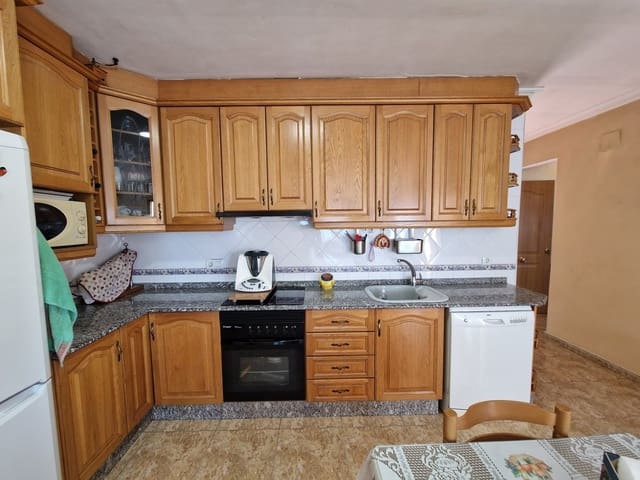 2 sovrum Finca/Hus på landet till salu i Ubeda, Pinoso med pool - 159 995 € (Ref: 7493650)
