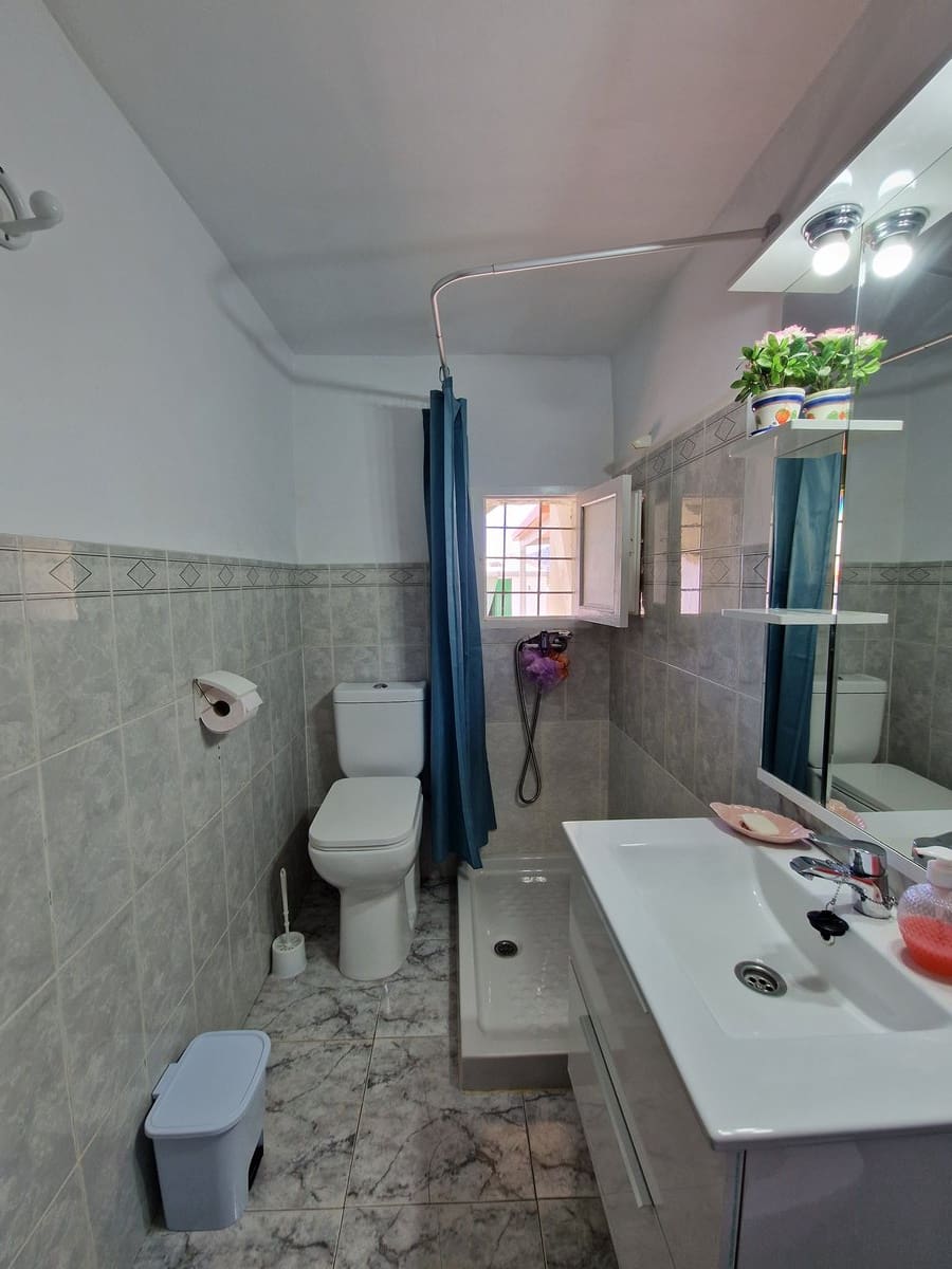 9 slaapkamer Finca/Landhuis te koop in El Canton met zwembad - € 229.995 (Ref: 7493651)