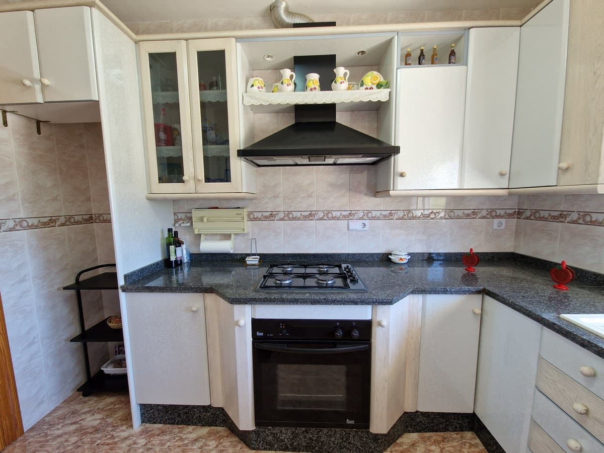 9 slaapkamer Finca/Landhuis te koop in El Canton met zwembad - € 229.995 (Ref: 7493651)