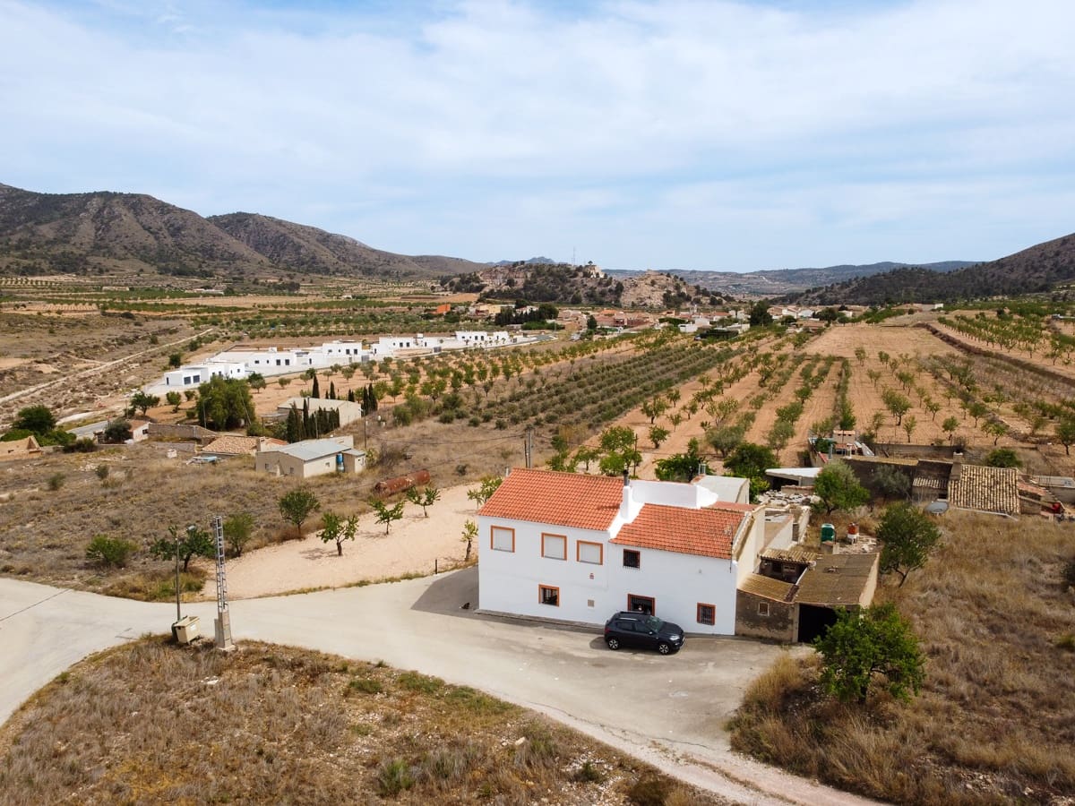 9 slaapkamer Finca/Landhuis te koop in El Canton met zwembad - € 229.995 (Ref: 7493651)