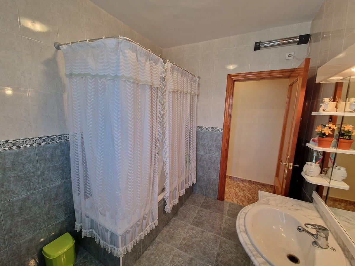 9 soverom Finca/Herregård til salgs i El Canton med svømmebasseng - € 276 000 (Ref: 7493651)
