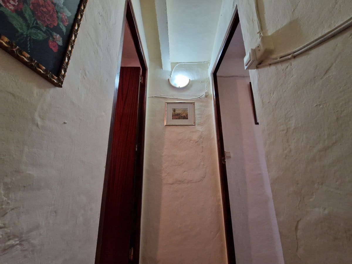 9 soverom Finca/Herregård til salgs i El Canton med svømmebasseng - € 276 000 (Ref: 7493651)