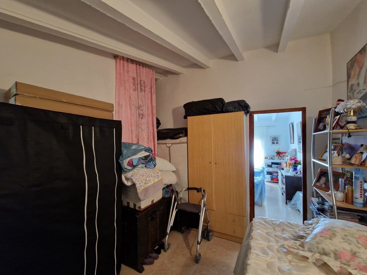 9 soverom Finca/Herregård til salgs i El Canton med svømmebasseng - € 276 000 (Ref: 7493651)