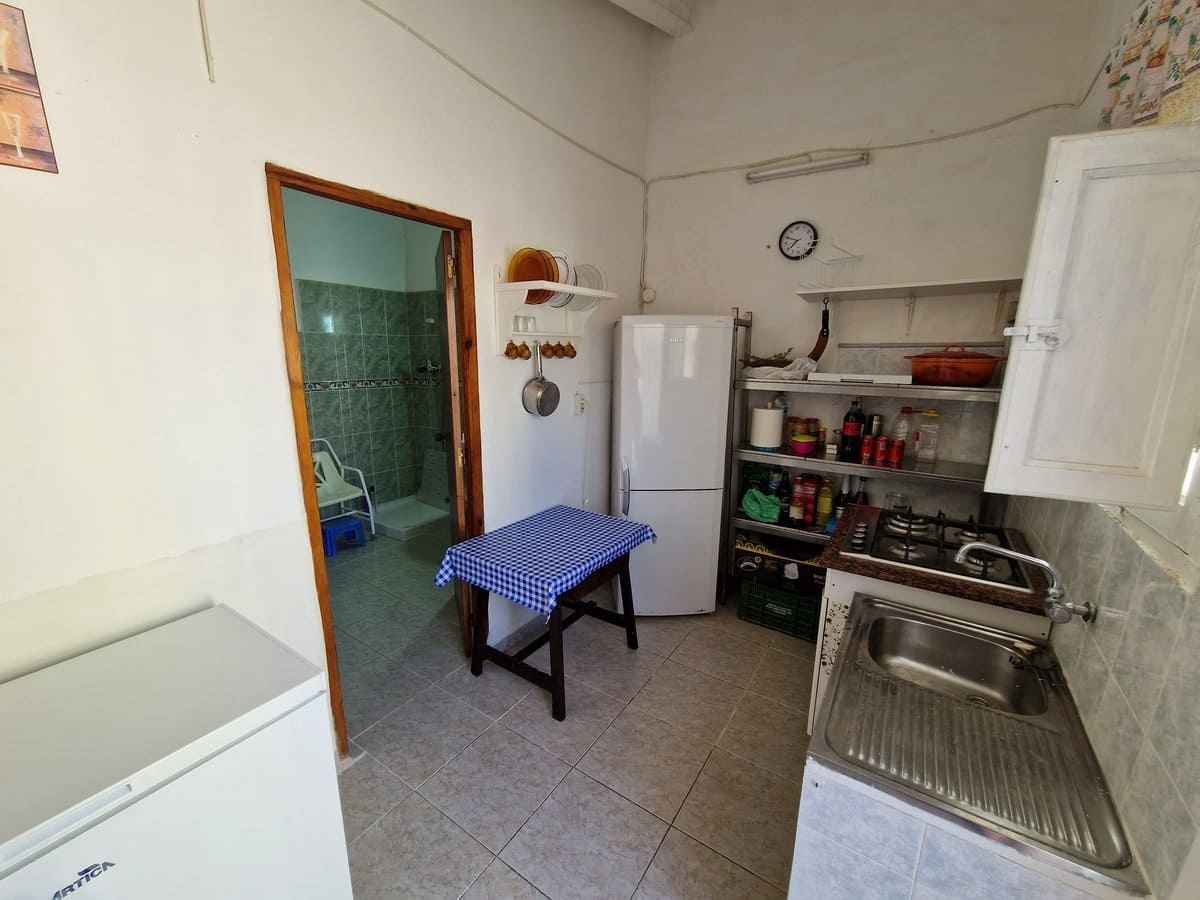 9 soverom Finca/Herregård til salgs i El Canton med svømmebasseng - € 276 000 (Ref: 7493651)