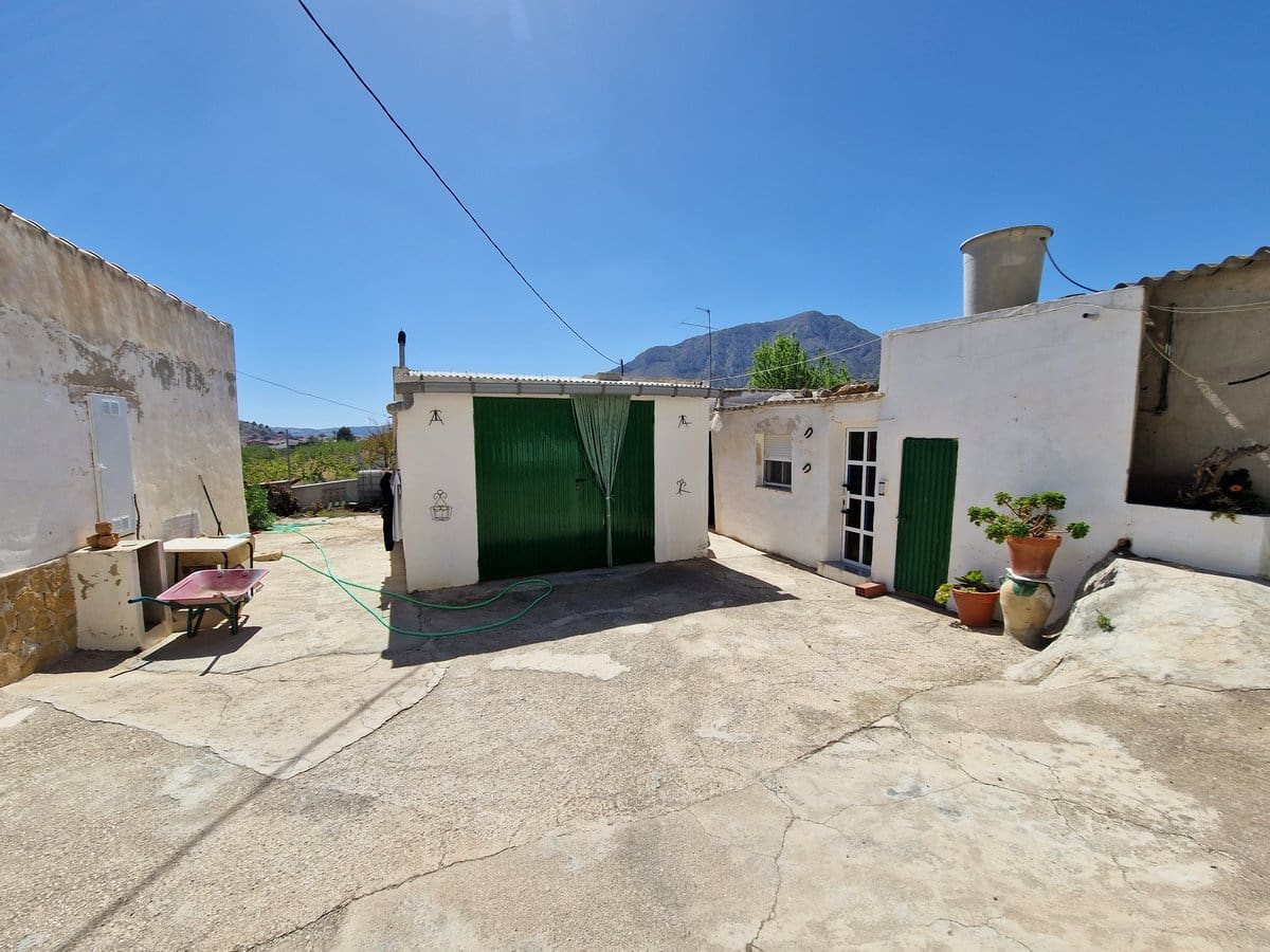 9 soverom Finca/Herregård til salgs i El Canton med svømmebasseng - € 276 000 (Ref: 7493651)