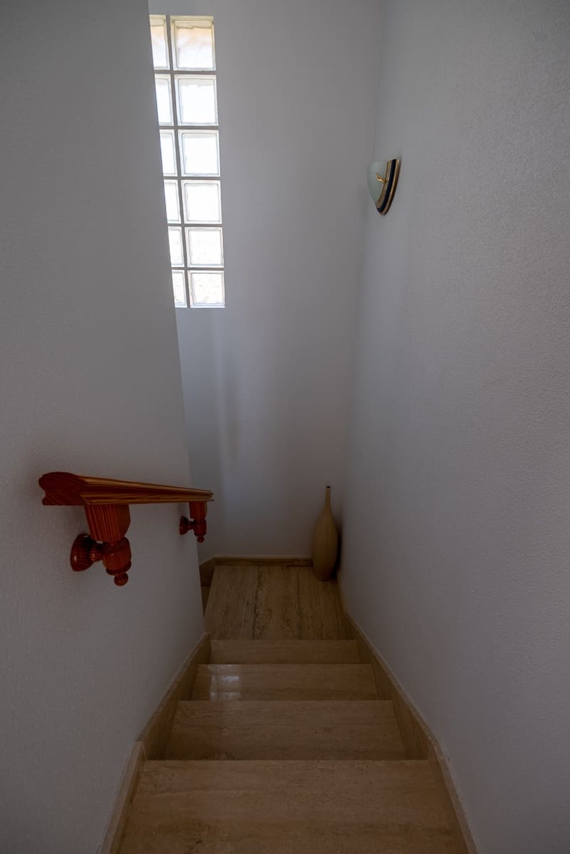 5 sovrum Villa till salu i Fortuna med pool - 274 500 € (Ref: 7541778)