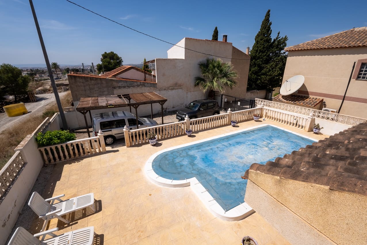 5 sovrum Villa till salu i Fortuna med pool - 274 500 € (Ref: 7541778)