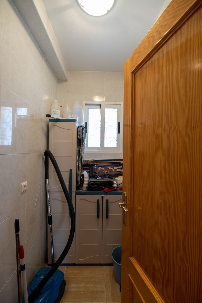 5 sovrum Villa till salu i Fortuna med pool - 274 500 € (Ref: 7541778)