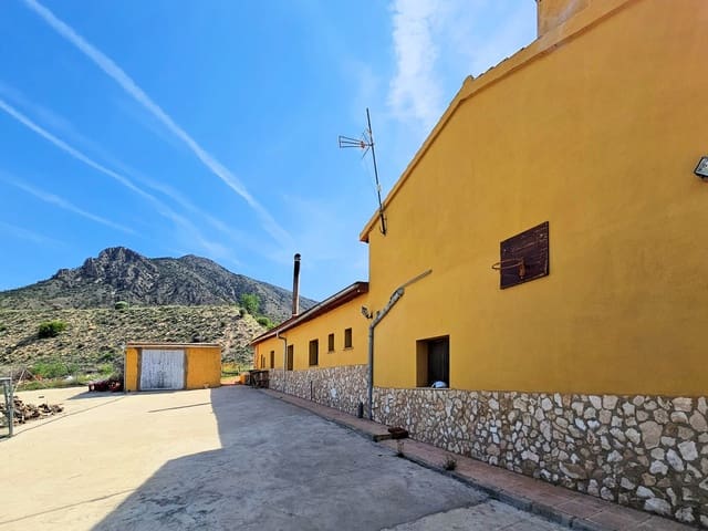 4 soveværelse Finca/Landehus til salg i Jumilla med swimmingpool - € 315.000 (Ref: 7668835)
