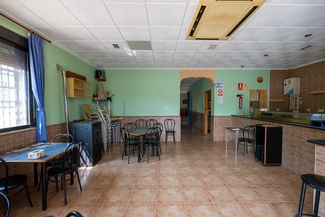 Restaurant/Bar for sale in Abanilla with pool - € 249,950 (Ref: 7686468)