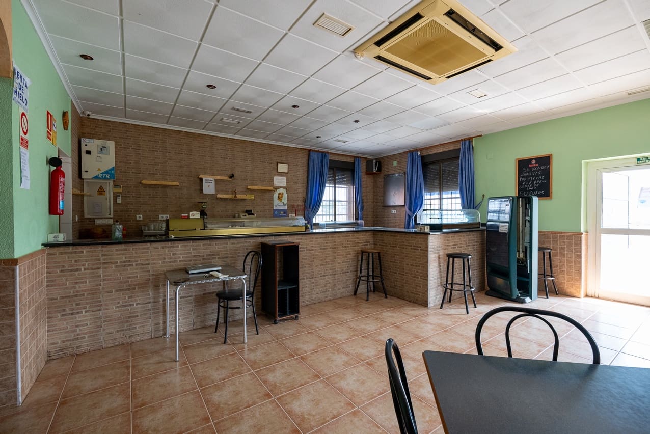 Restaurant/Bar til salg i Abanilla med swimmingpool - € 249.950 (Ref: 7686468)