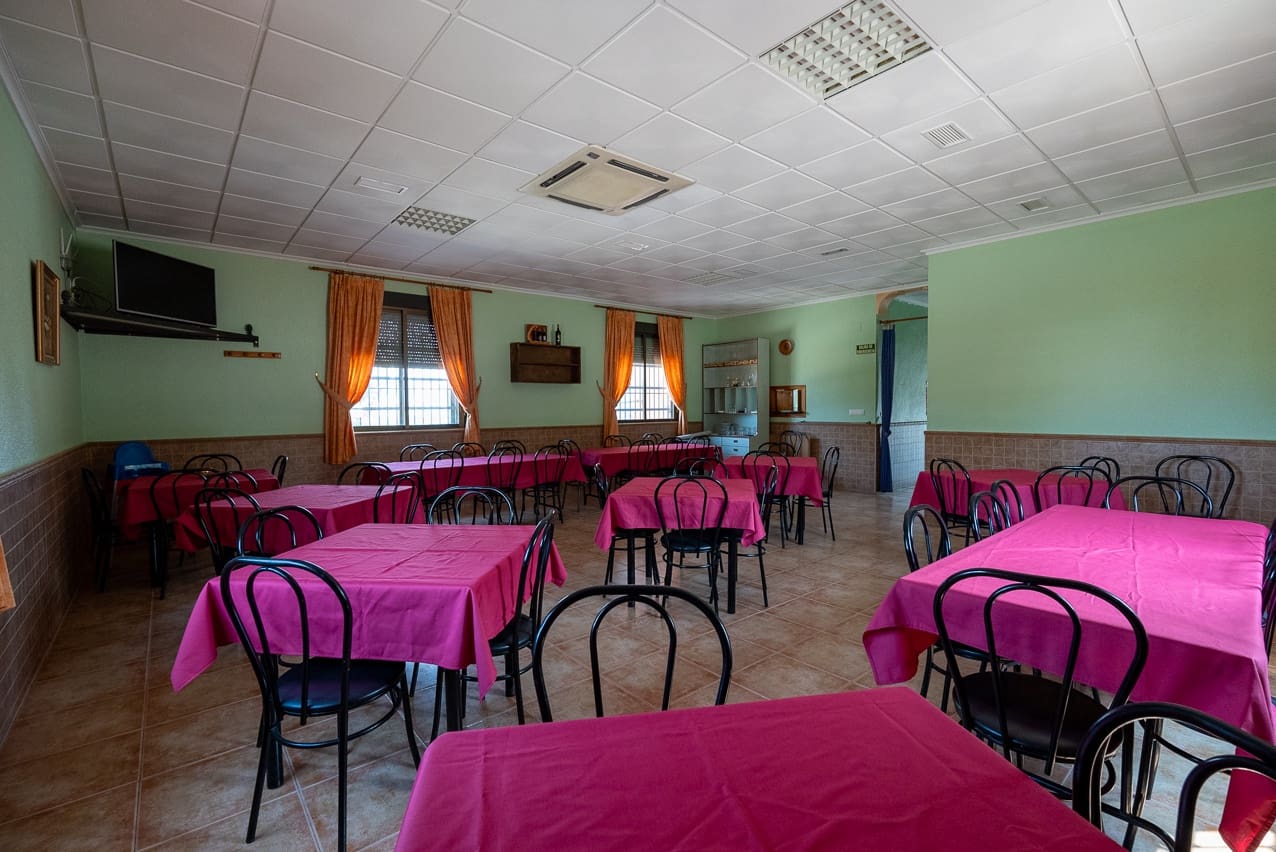 Restaurant/Bar til salg i Abanilla med swimmingpool - € 249.950 (Ref: 7686468)