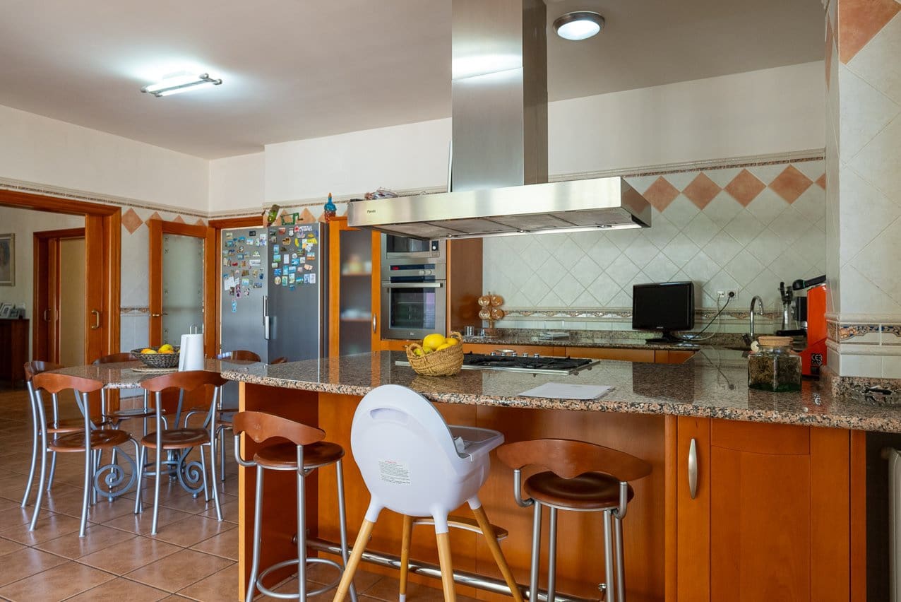 7 makuuhuone Huvila myytävänä paikassa Jumilla mukana uima-altaan - 550 000 € (Ref: 7701927)