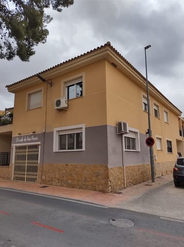 3 chambre Maison de Ville à vendre à Pinoso avec piscine - 125 000 € (Ref: 7763199)